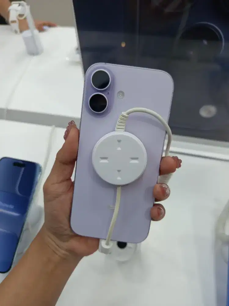 iPhone 17 basic 256 new ibox