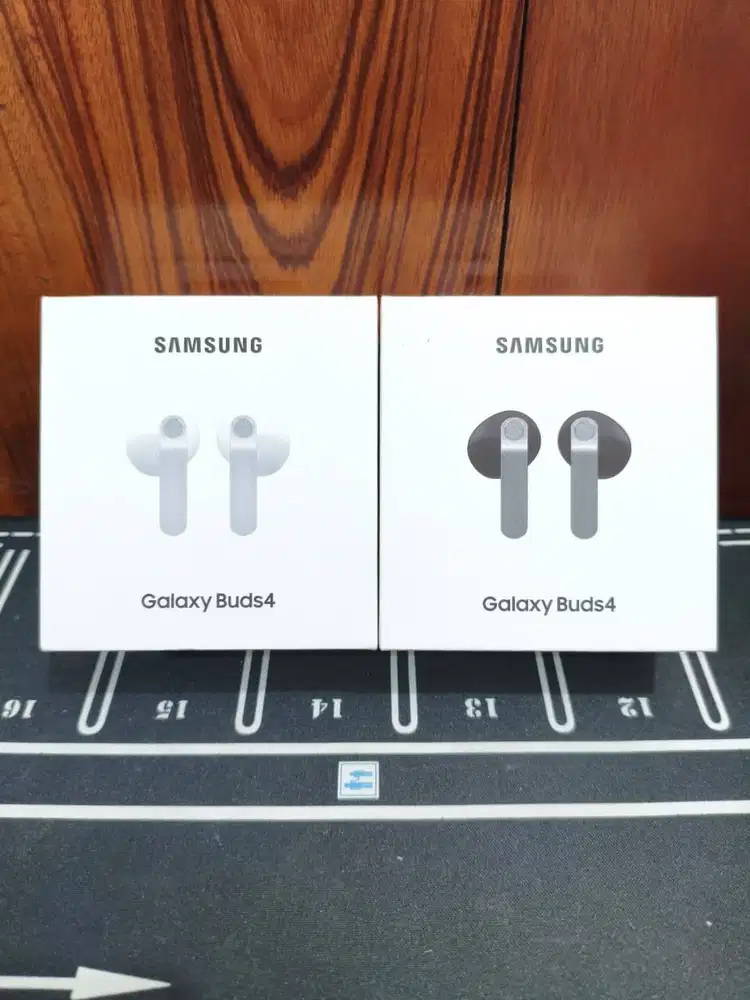 Samsung Galaxy buds4 baru Segel