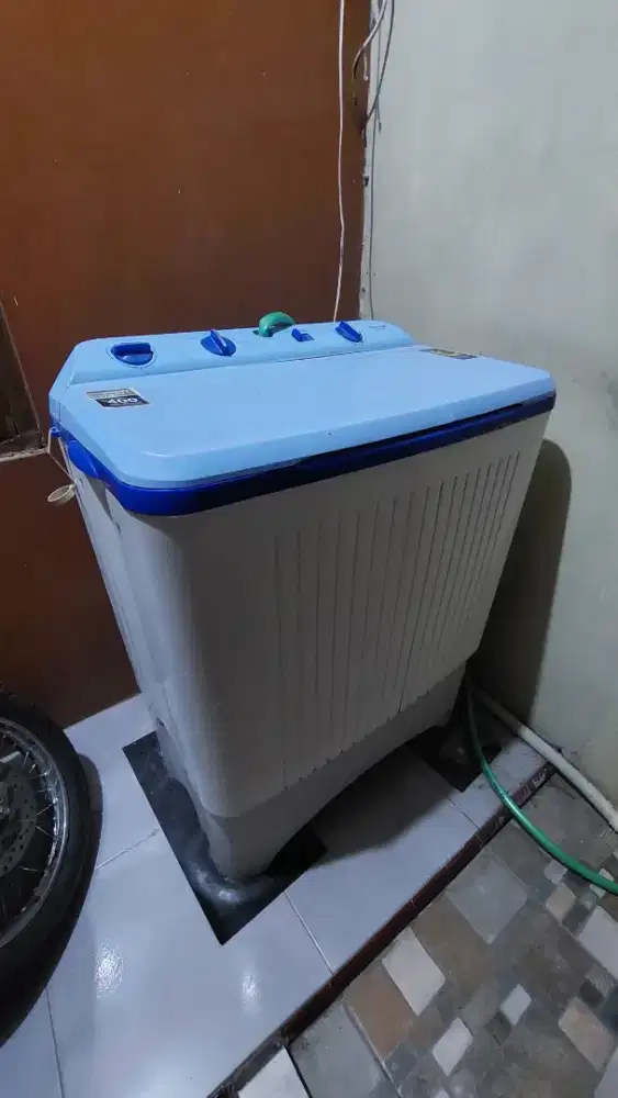 Mesin cuci 2 pintu Polytron PWM 8363