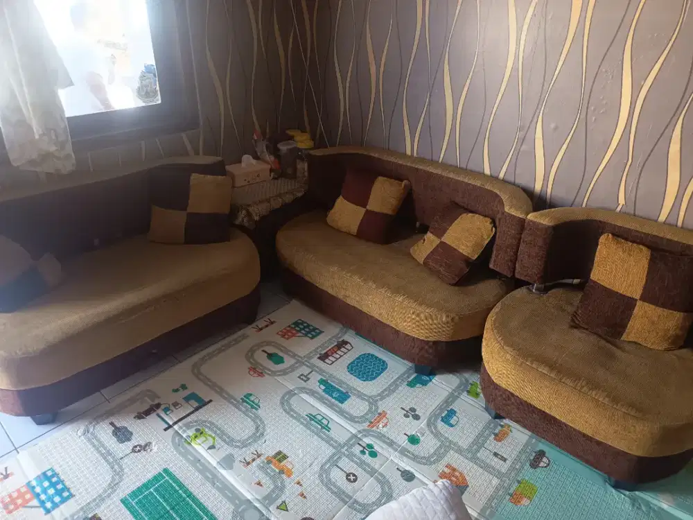Sofa 1 set dijual murah
