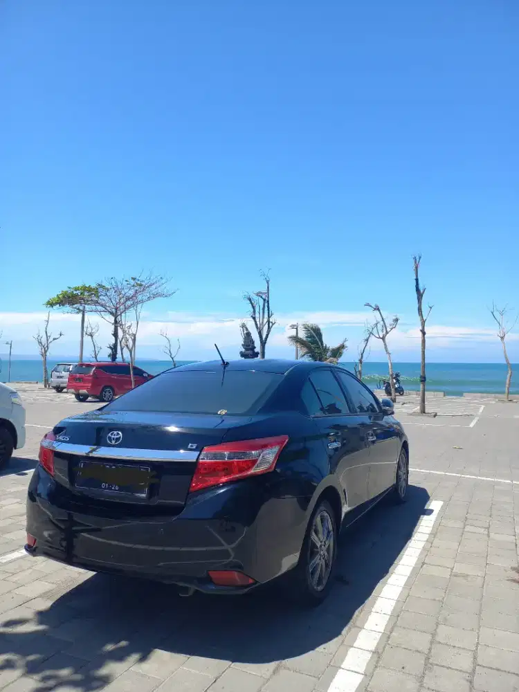 Toyota Vios 2016 G M/T Hitam Metalik