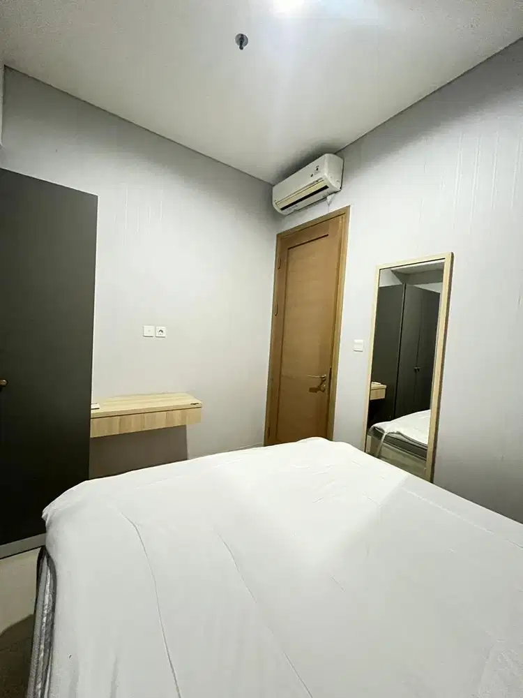 Di Jual 2 BR Furnished Murah Taman Anggrek Residence
