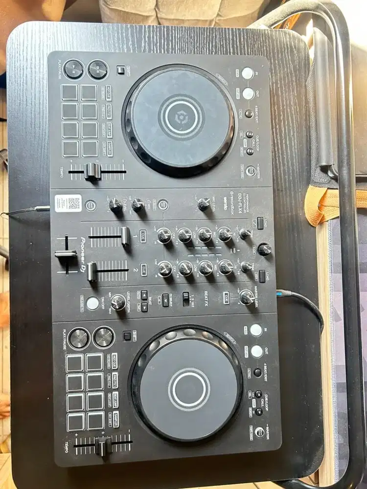 Pioneer DDJ FLX4