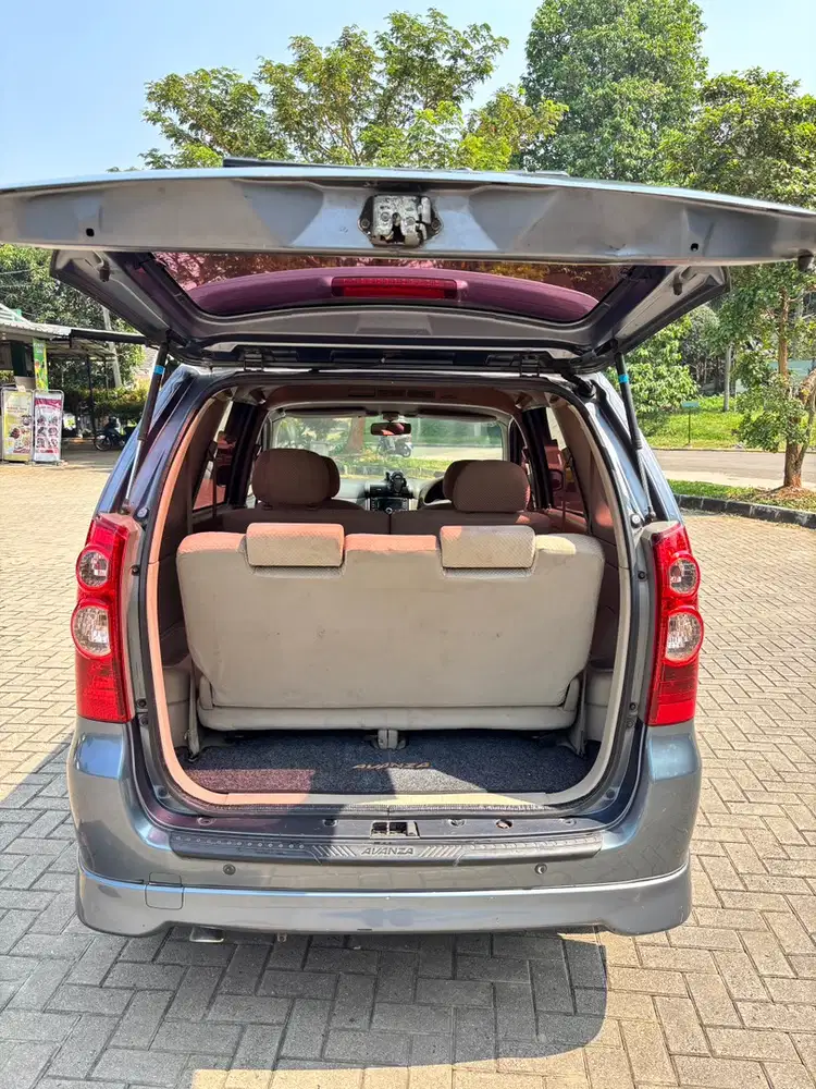 Toyota Avanza 2010 Bensin