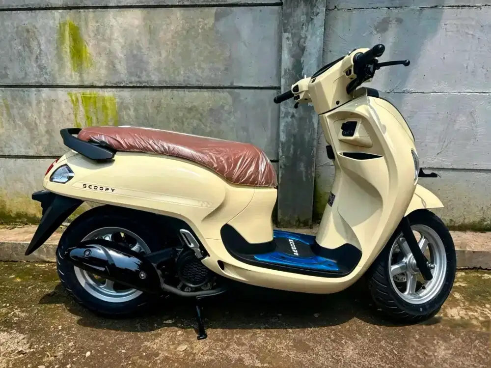 HONDA SCOOPY STYLISH KREM