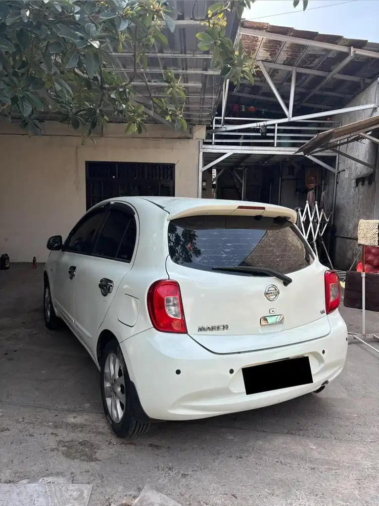 {Cash} Nissan March XS 1.5 2015