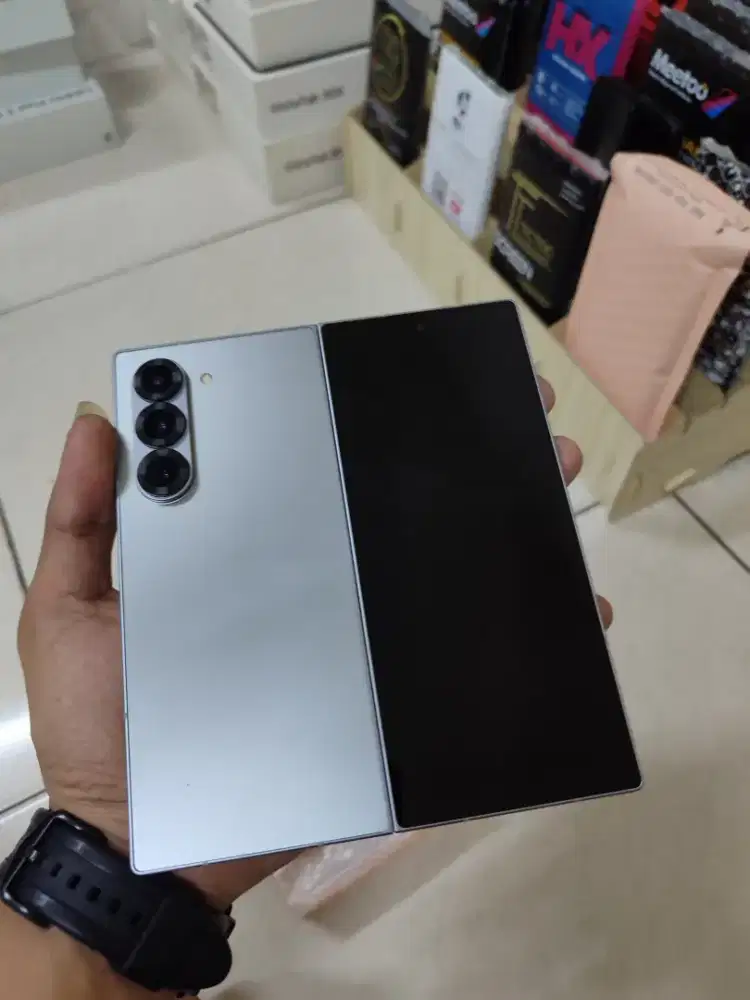 Samsung galaxy fold 6 12/512 batang