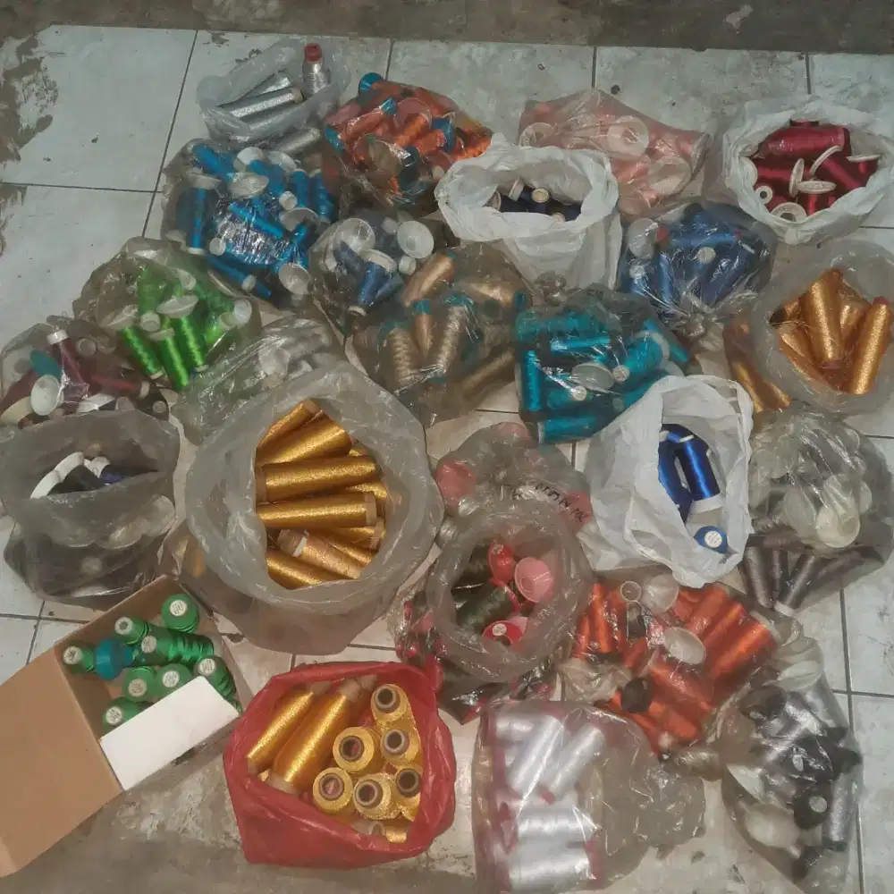 Benang bordir bekas jual kiloan.