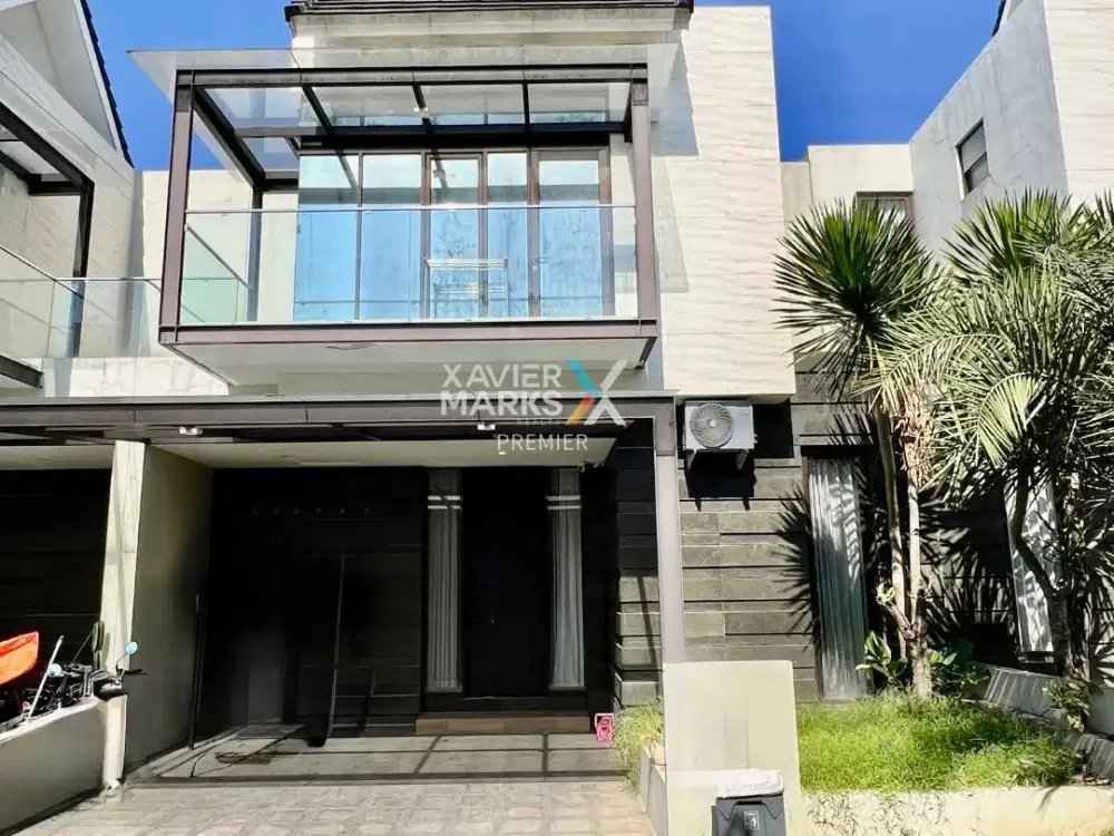 DIJUAL Rumah Modern Cantik 2Lt Siap Huni Keamanan 24 Jam Dg One Gate System Kawasan Elite dan Prestisius Dekat Kampus dan Mall di Permata Jingga