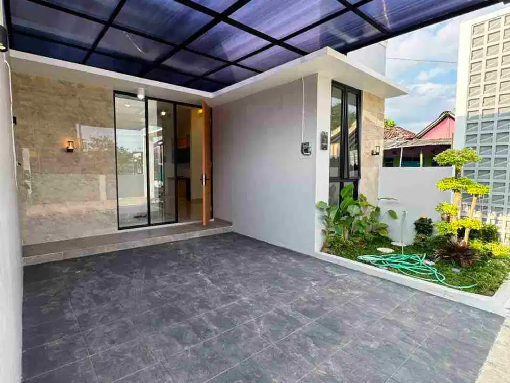 dijual rumah siap huni lokasi sangat strategis
