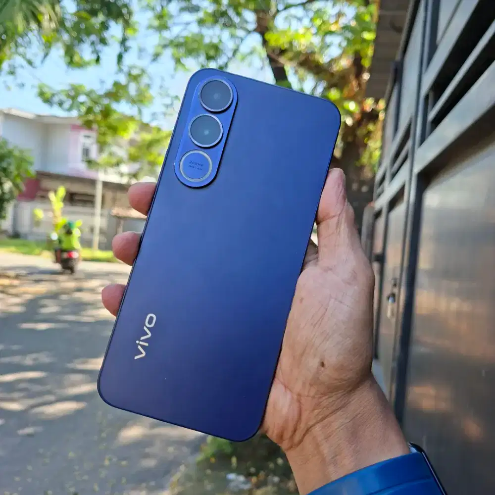 Vivo V70 FE 5G ram 8/256GB lengkap normal mulus