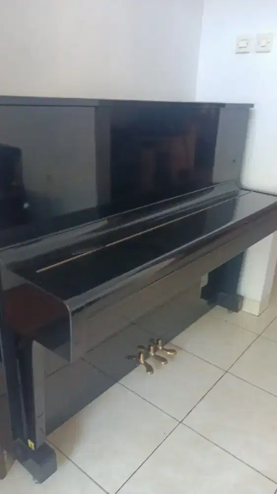 Jual Piano U1,bekas rasa baru,bisa dicek .