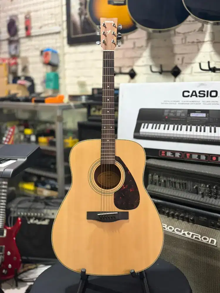 Gitar akustik YAMAHA F370 F 370 original Yamaha