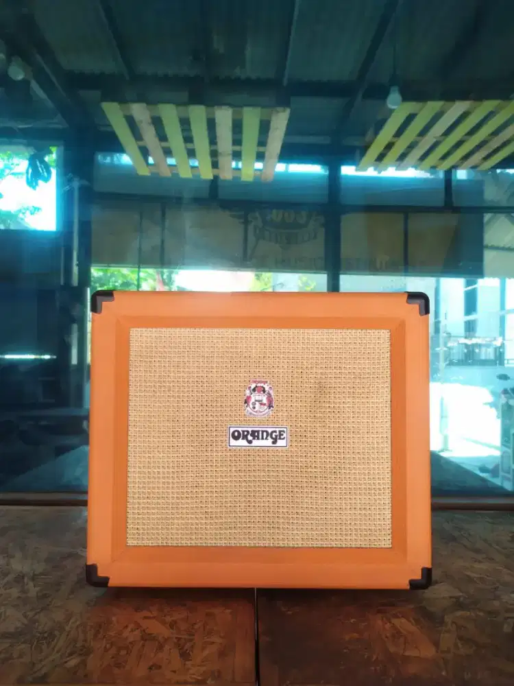 Sound gitar amplifier ORANGE CRUSH 15RT