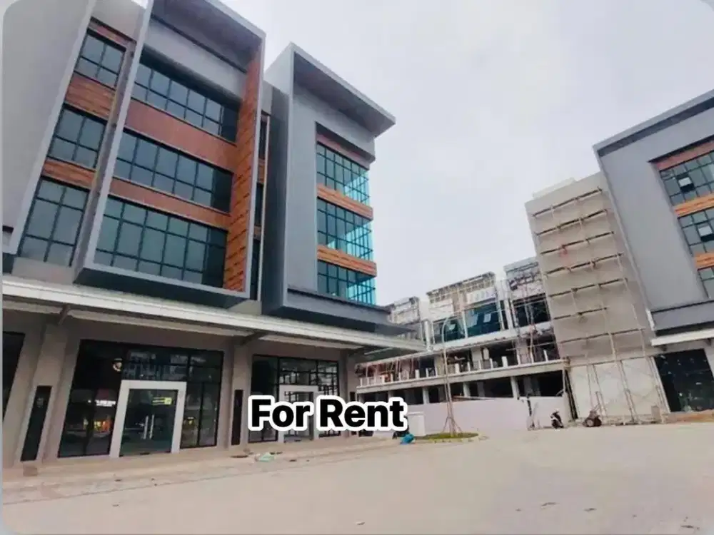 Ruko Crystal Boulevard Hoek Hadap Bulevar Summarecon Bekasi