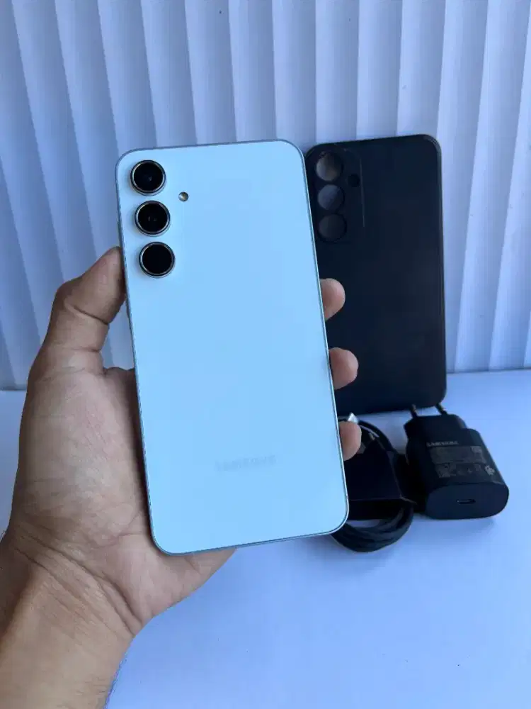 Samsung A55 5G 12/256  like new