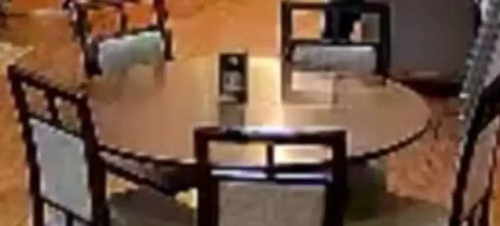 Meja Bulat Meja makan