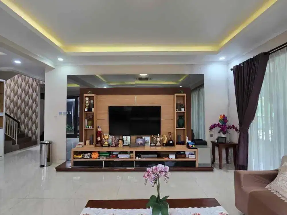 Dijual Rumah Mewah Furnished Di Kebayoran Residence