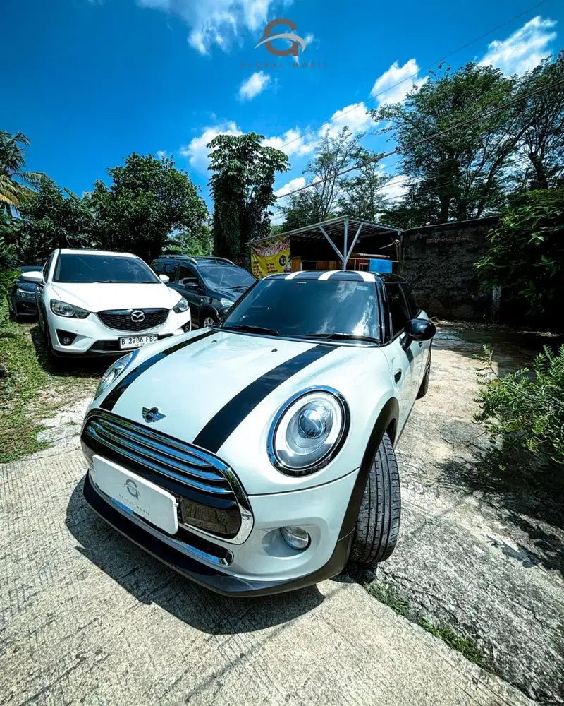 Mini Cooper 5 Doors Matic 2015 (Ganjil)