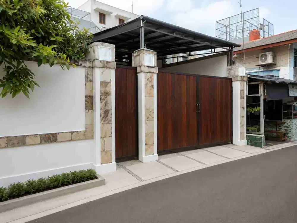 Dijual Rumah di Ampera Jakarta Selatan. Tanah Luas.