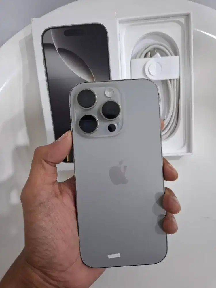 iPhone 16 pro 128gb iBox natural titanium like new
