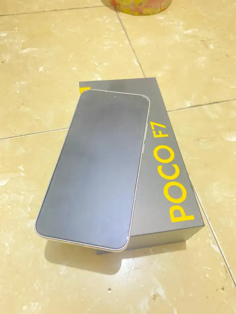 Jual poco f7 second komplit