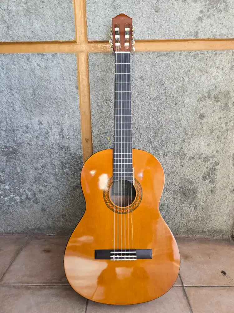 Gitar Yamaha Akustik C40 Original Mulus Bonus Softcase