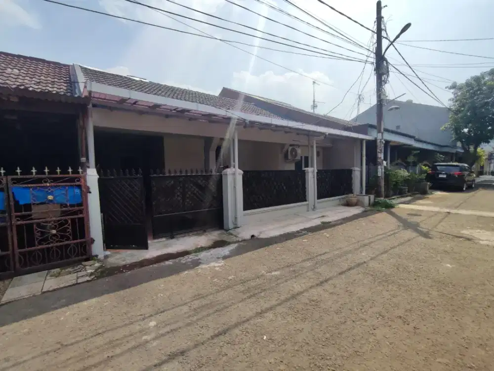 Jual Cepat Rumah di Pamulang baru di Renovasi