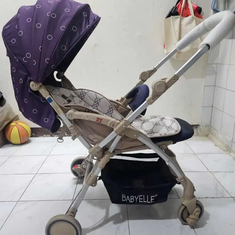 Stroller bekas seperti baru