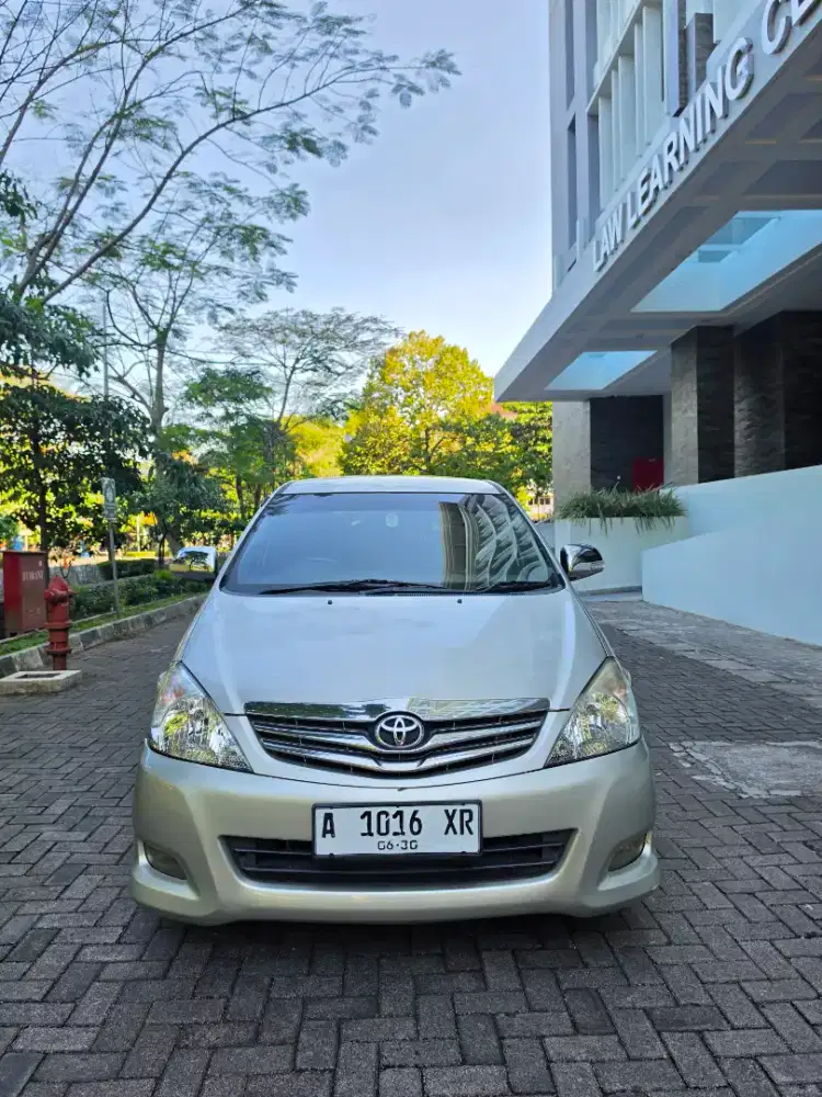 Toyota Kijang Innova G metik disel 2010