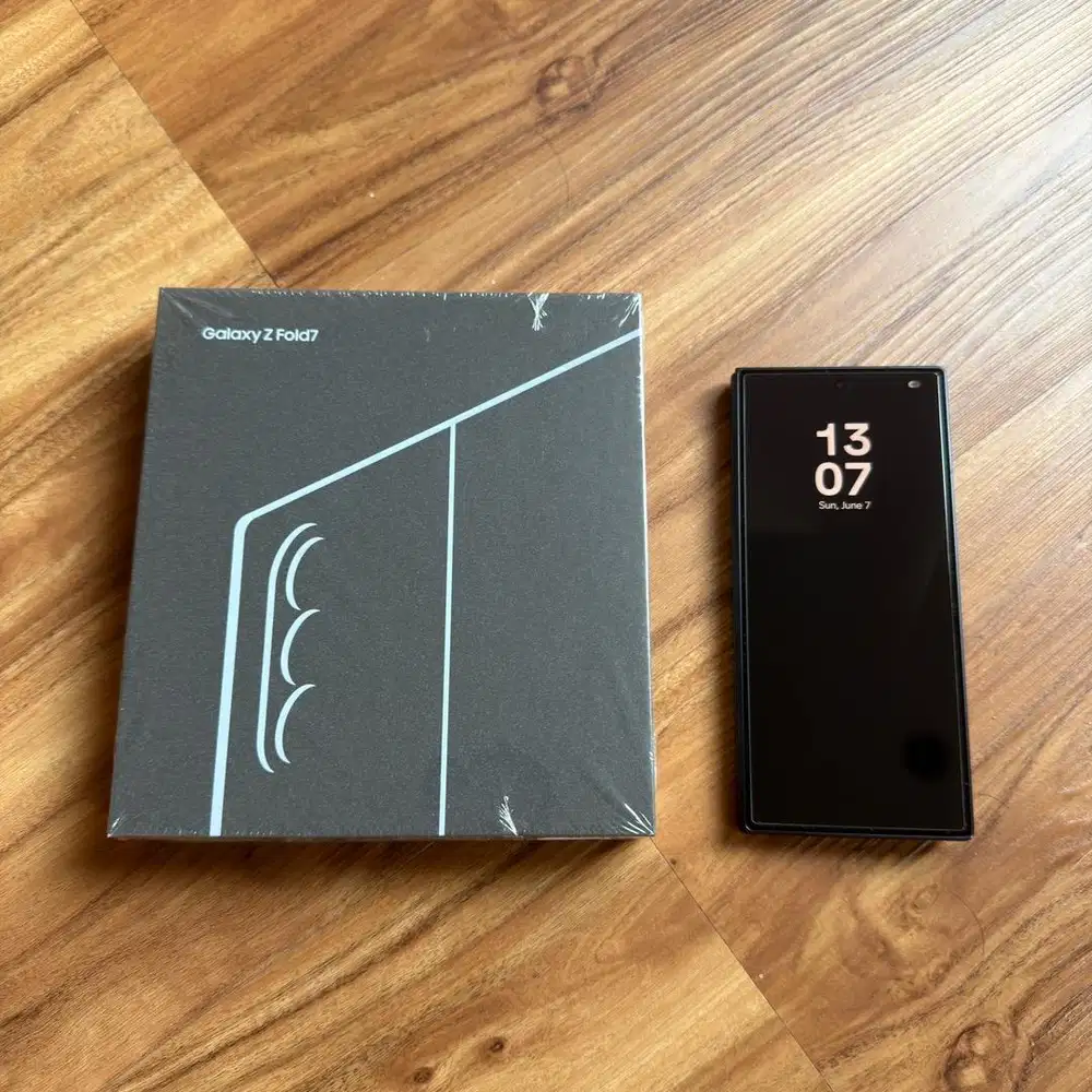 Samsung Galaxy Z Fold 7 256 Resmi SEIN Bonus Care+ 1 Tahun