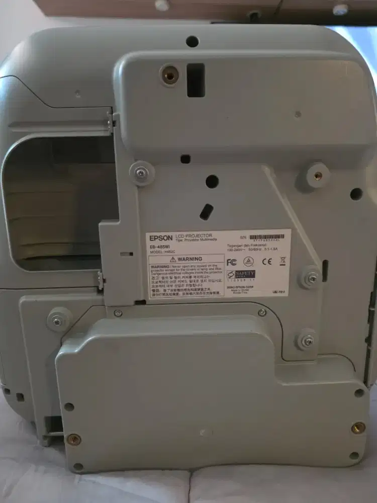 EPson LCD EB 485wi 4000000