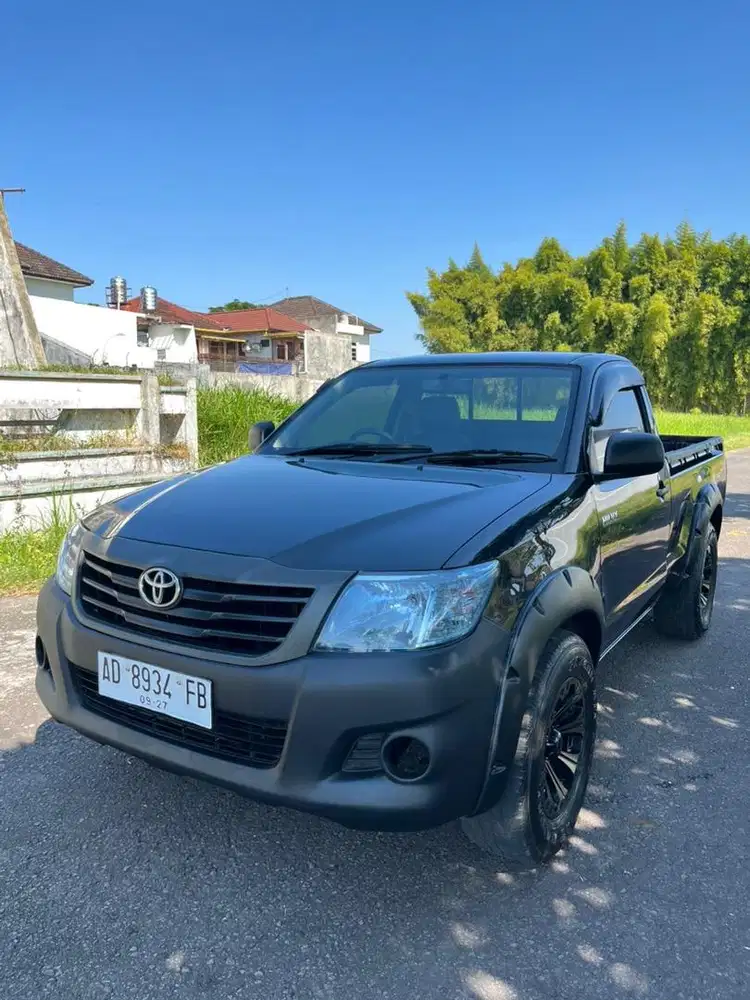 Hilux single cabin turbo diesel istimewa bukan bekas tambang