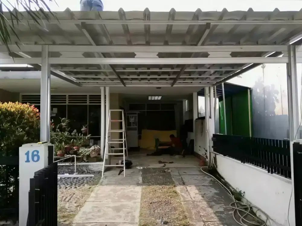 Kanopi baja ringan dan garasi