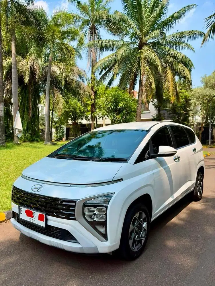 Hyundai Stargazer Prime AT Captain seat 2022 Putih