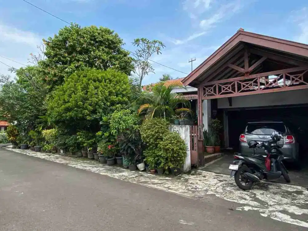 Rumah nyaman lokasi strategis di batas Jaksel Ciputat