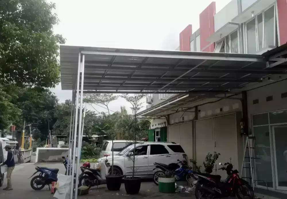 Pasang kanopi baja ringan