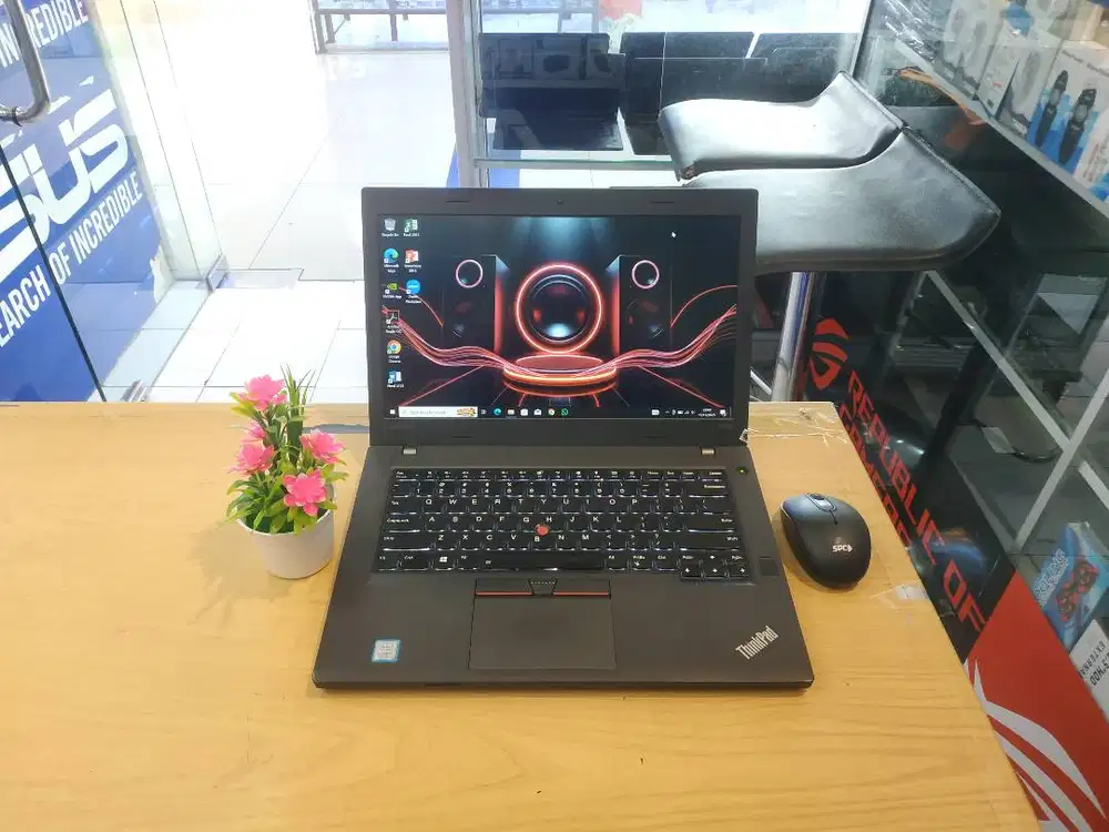 JUAL LAPTOP LENOVO THINKPAD T470P CORE i7 RAM 8GB SSD 256GB NVIDIA