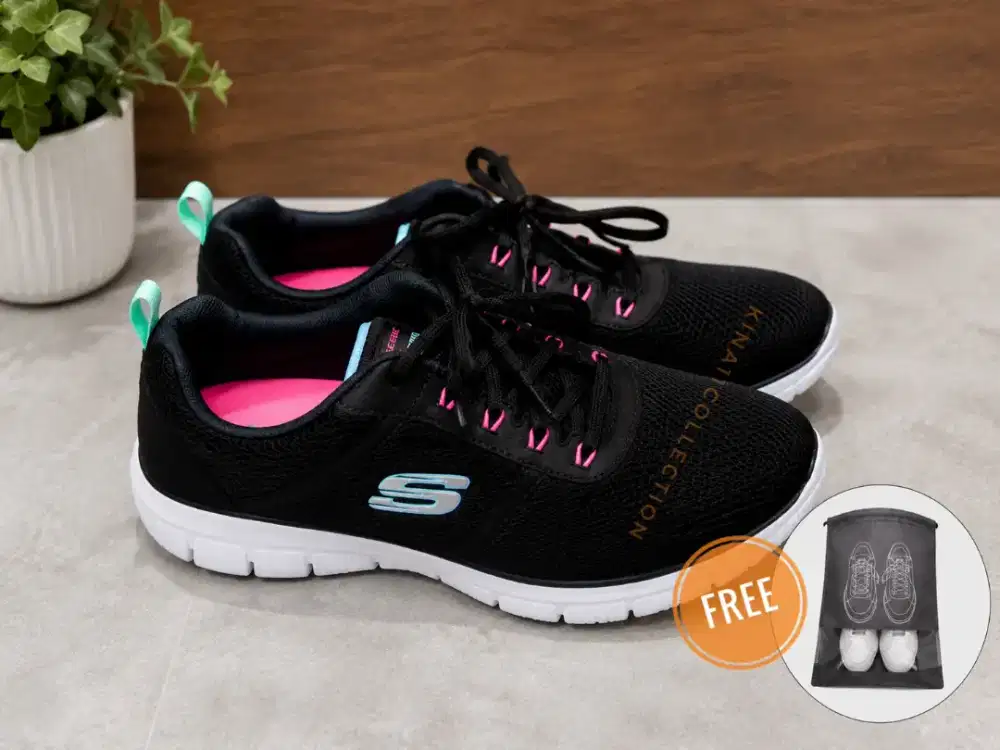 Sepatu Skechers Original