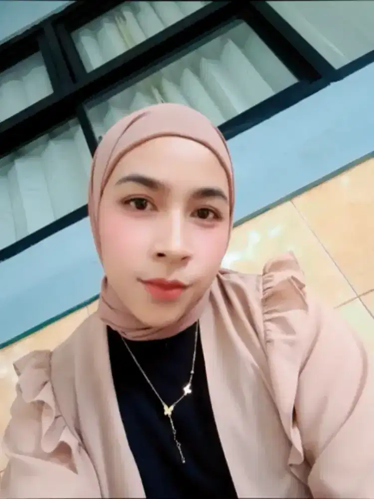 cari kerja yg libur nya seminggu sekali