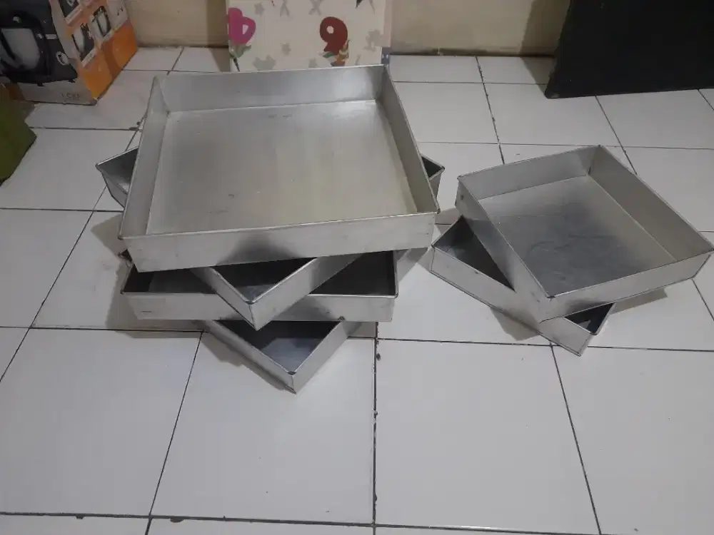 Loyang kue san roti