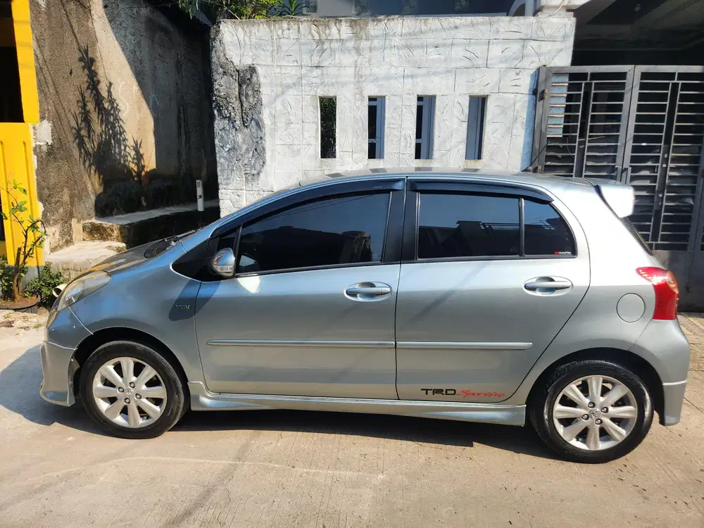 Toyota Yaris 2012 Bensin