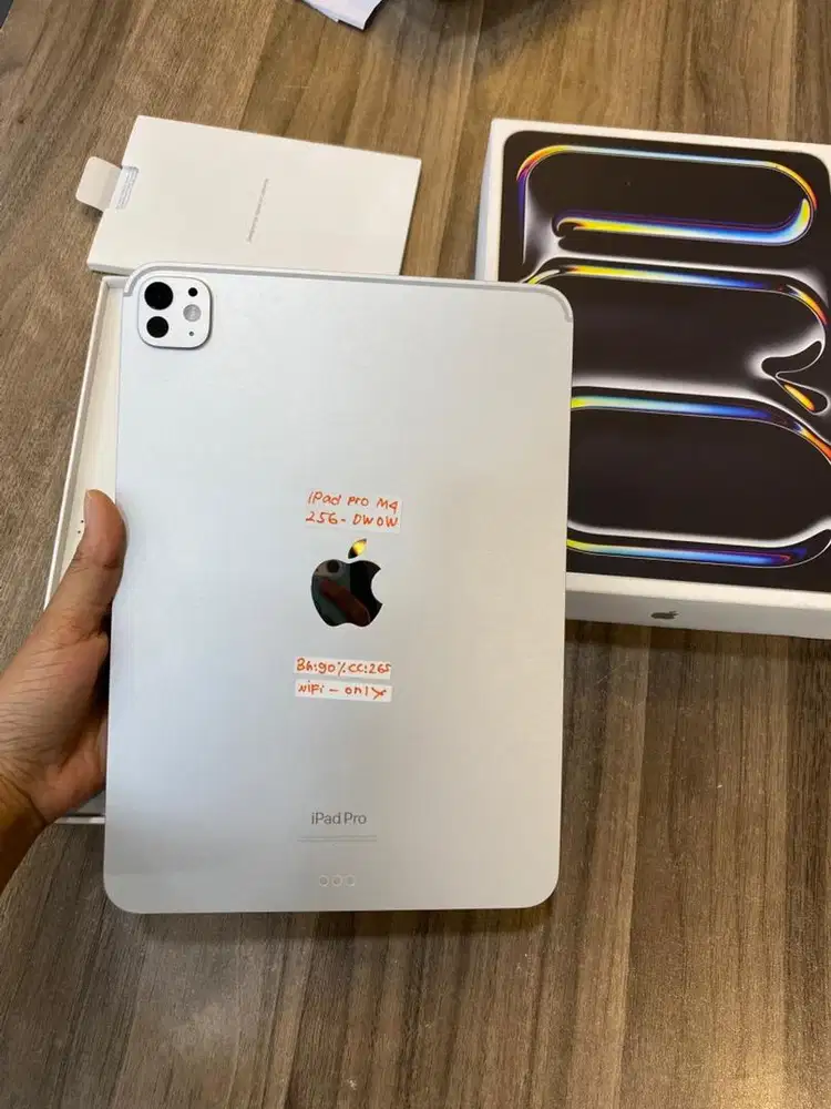 Ipad pro m4 256 silver fullset ori
