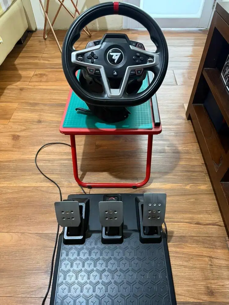 THRUSTMASTER T248 + T3PM PEDAL