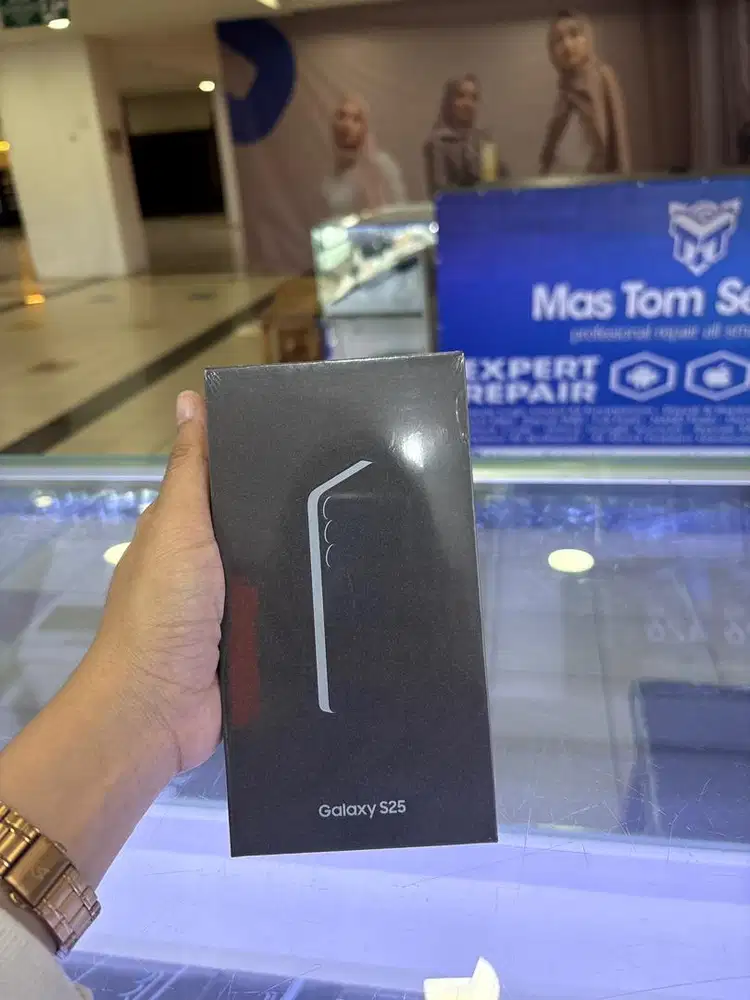 Samsung S25 12/256