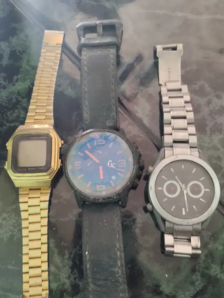 3 jam tangan mati