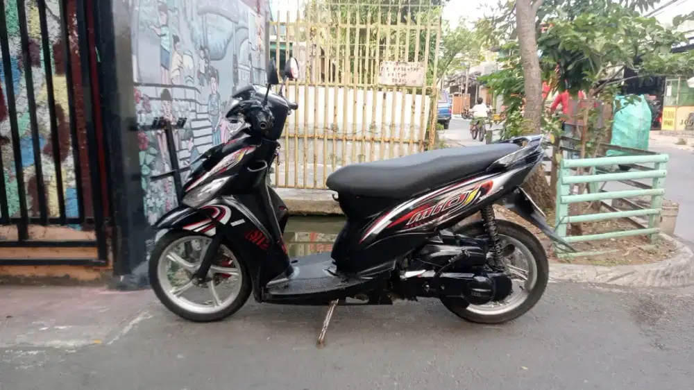 mio j cw fi th 2013 mesin sehat body mulus bagus