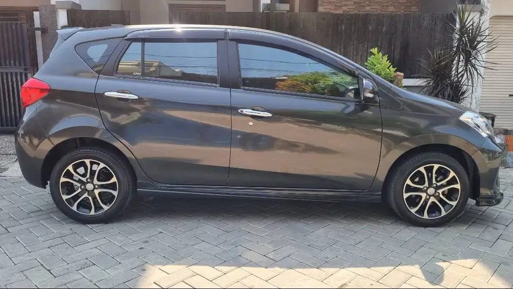 All New Sirion 2022 type R, Abu2, AT, KM 19200