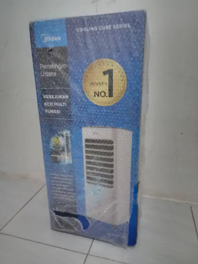 Midea Air Cooler 4.8 Liter AC100-18B