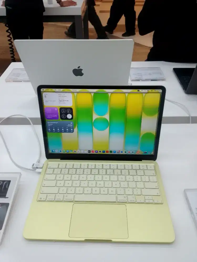 KREDIT MACEBOOK NEO SEGAMPANG ITU HANYA DI HOME KREDIT BUNGA 0%